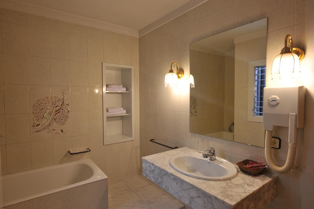 Hotel Tall De Conill Capellades Екстериор снимка