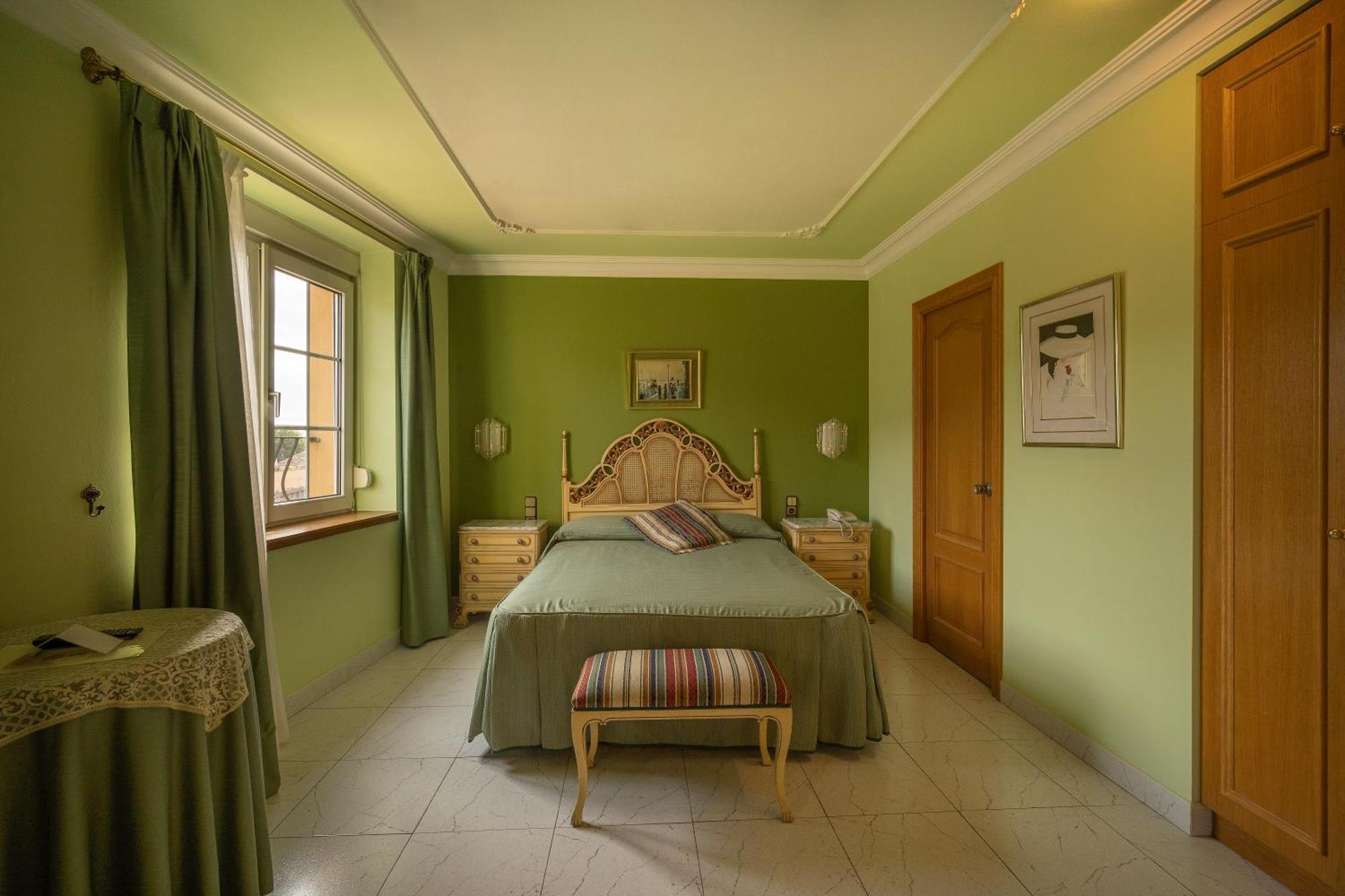 Hotel Tall De Conill Capellades Екстериор снимка
